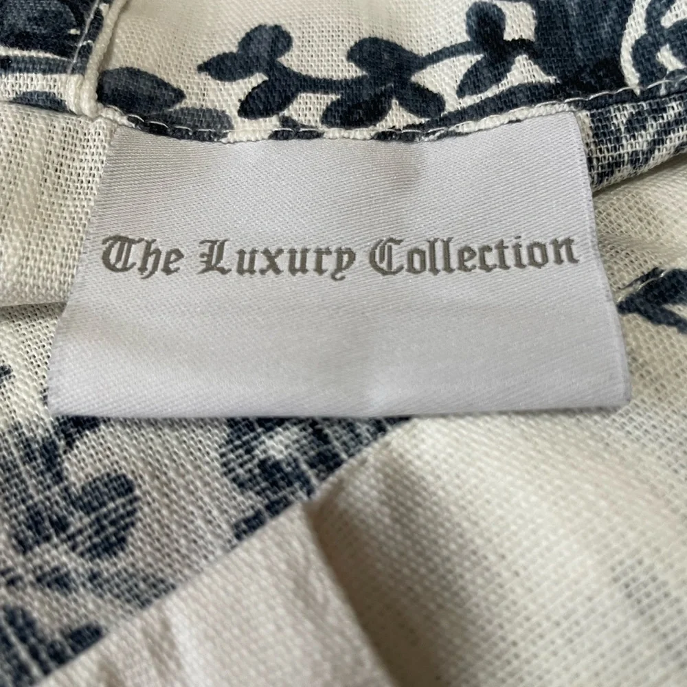 The Luxury Collection indigo and white chinoiserie medallions curtain panels - Picture 7 of 9